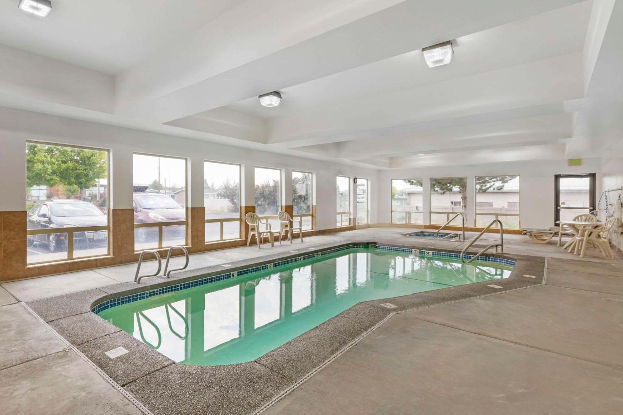 Sleep Inn & Suites Редмонд Экстерьер фото